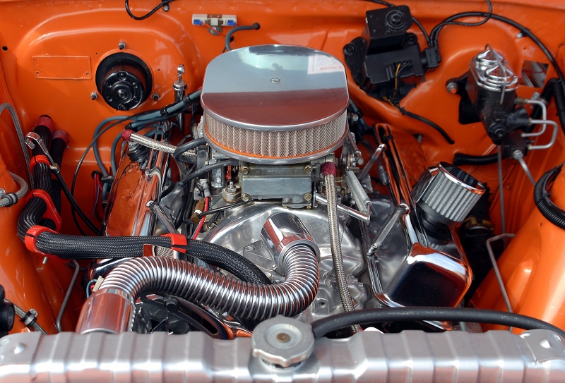 garagiste-CASTAGNIERS-min_car-engine-1738309